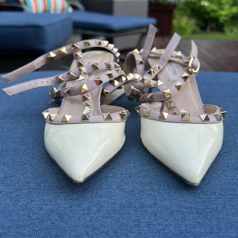 Rockstud Caged 65 Leather Ankle Strap Pump - Picture 6 of 12